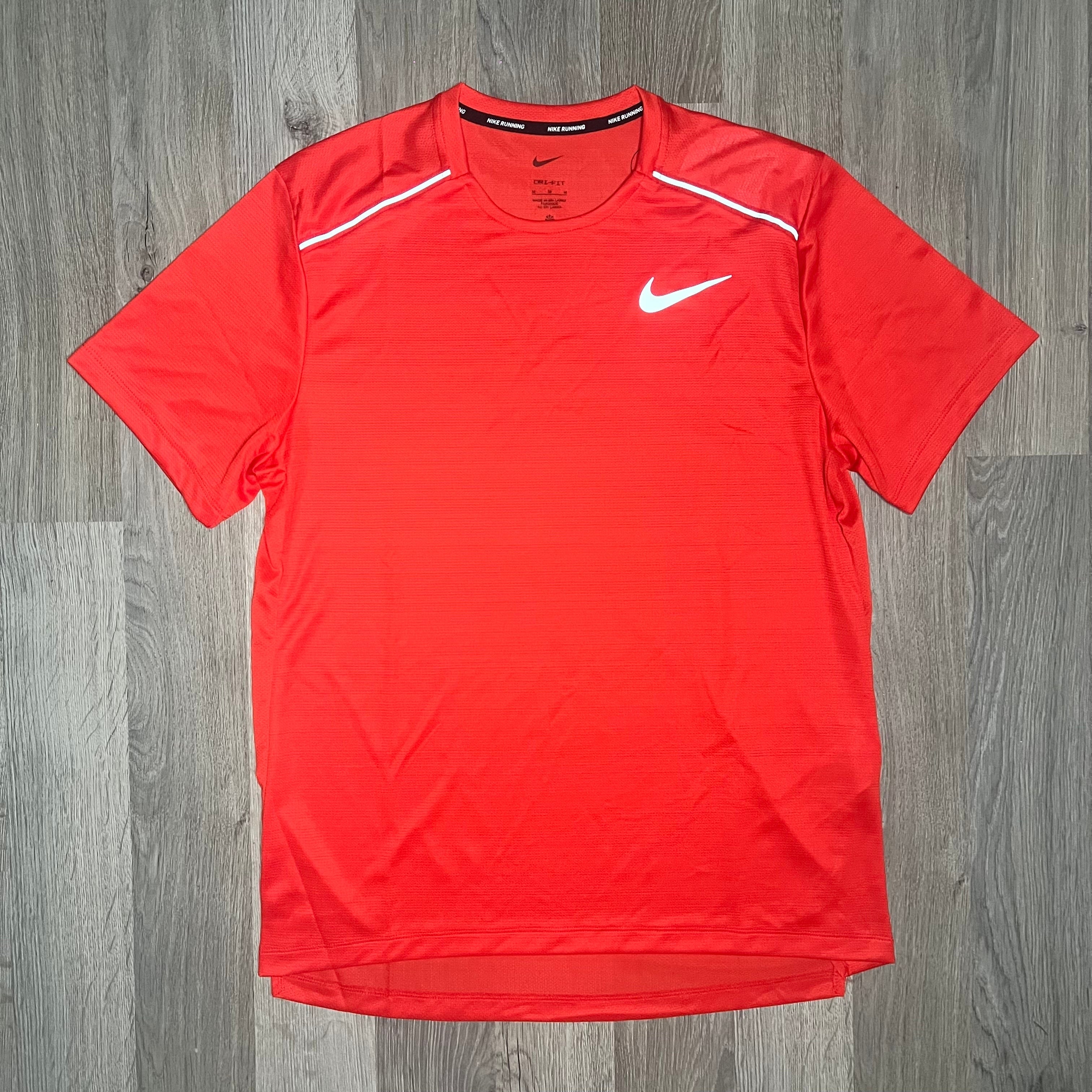 Nike Miler & Dri-Fit Set - Tee & Shorts - Chile Red / Black