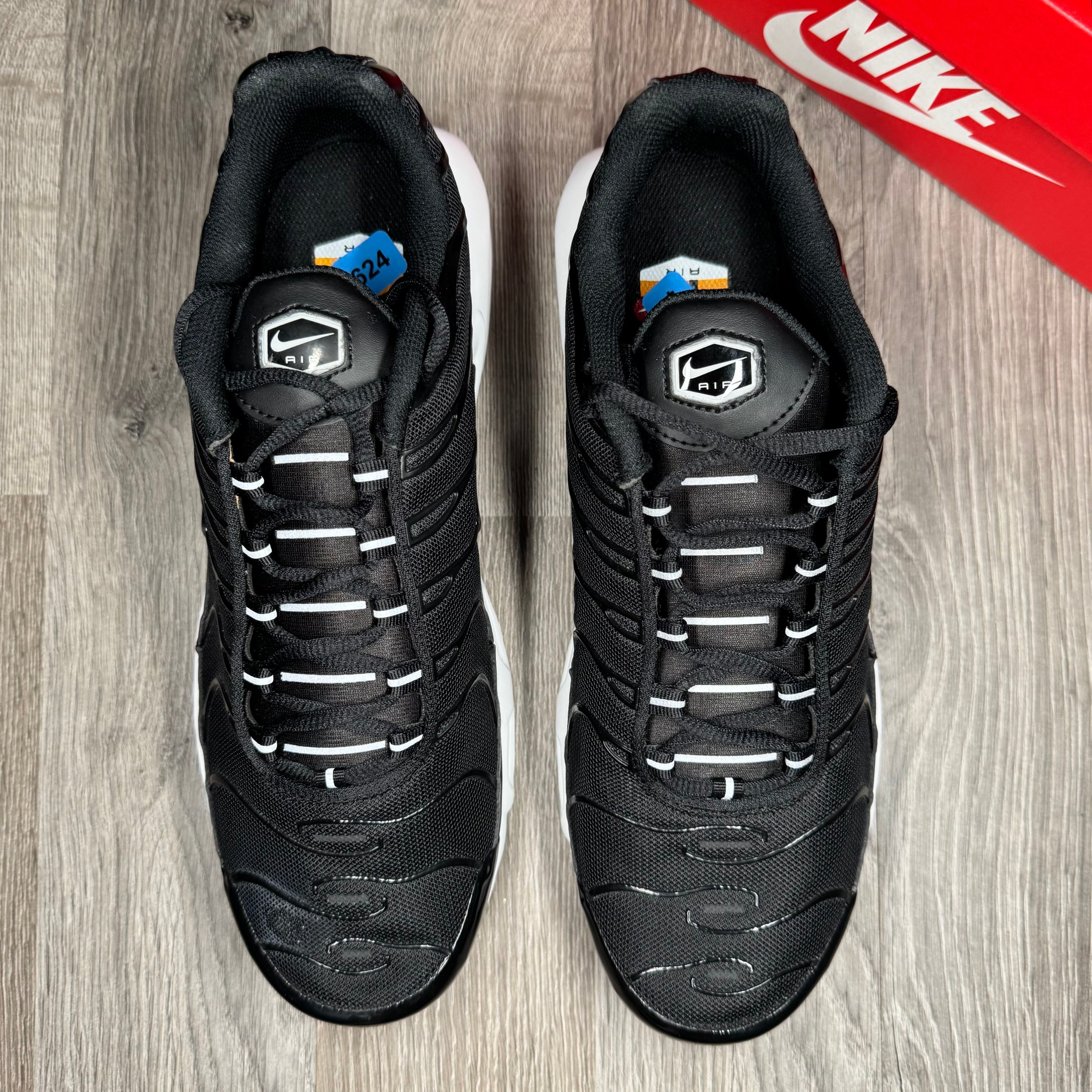 Nike Air Max Plus Black White (Junior)