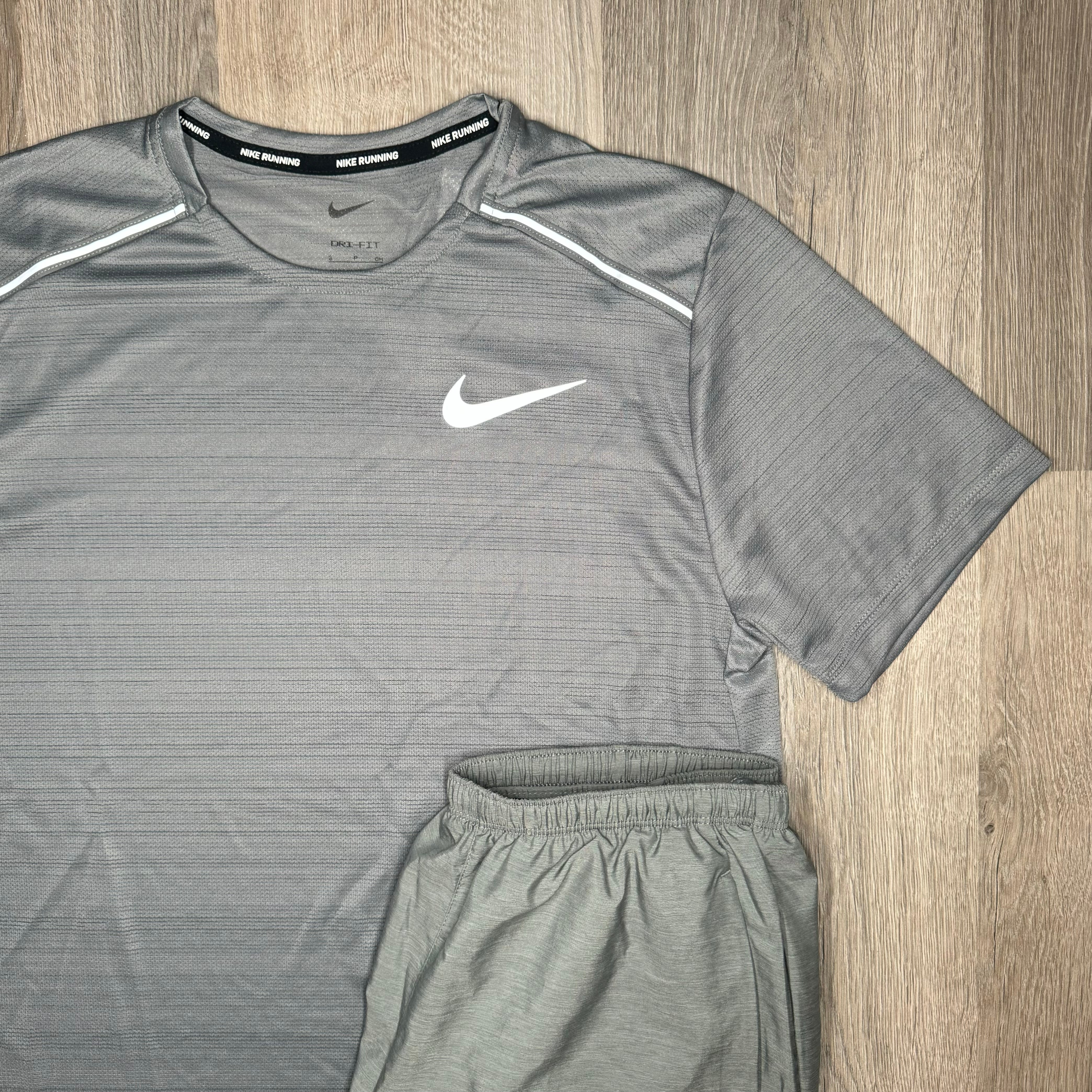 Nike Miler & Challenger Set - Tee / Shorts - Stone Grey / Grey