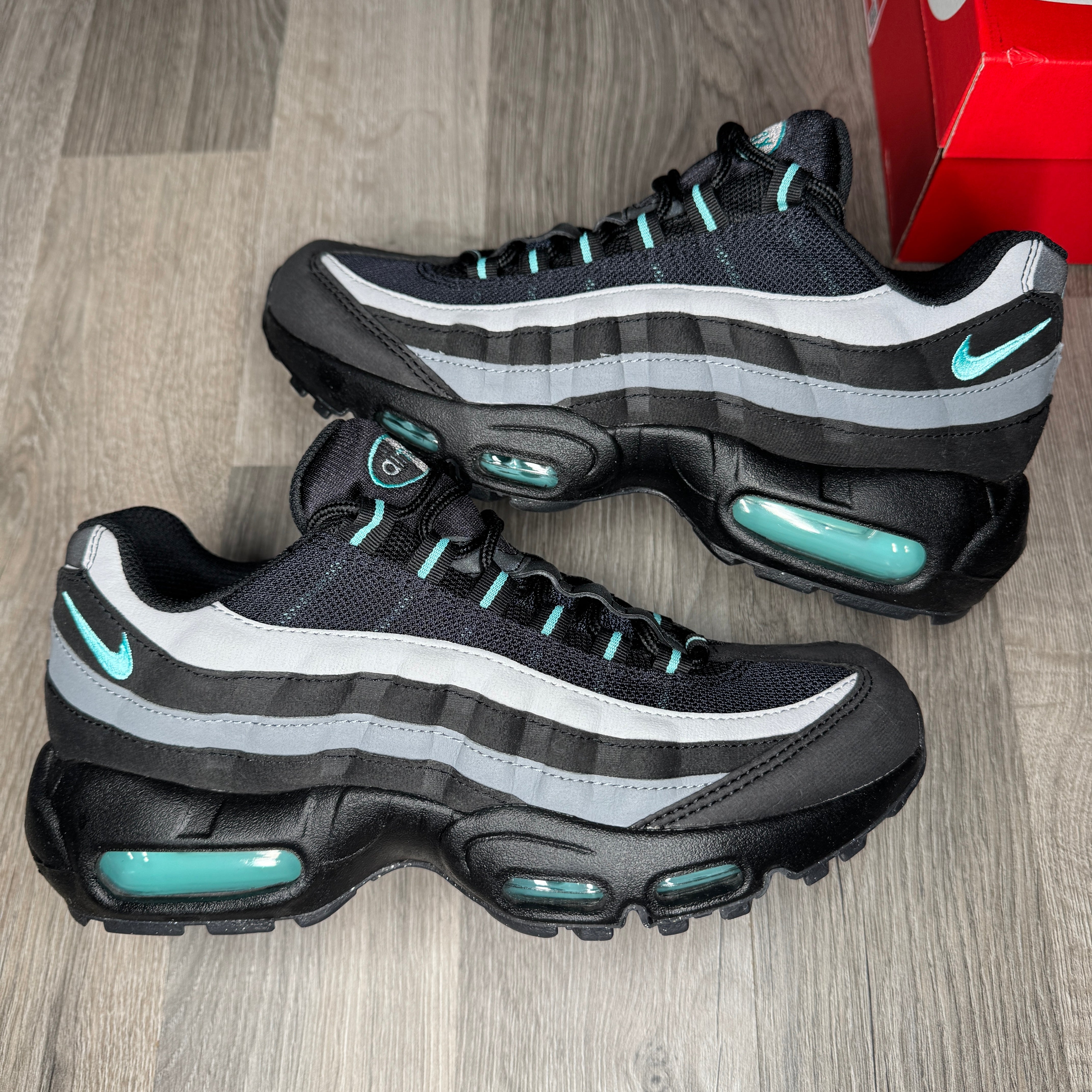 Nike Air Max 95 Black Tiffany (Junior)