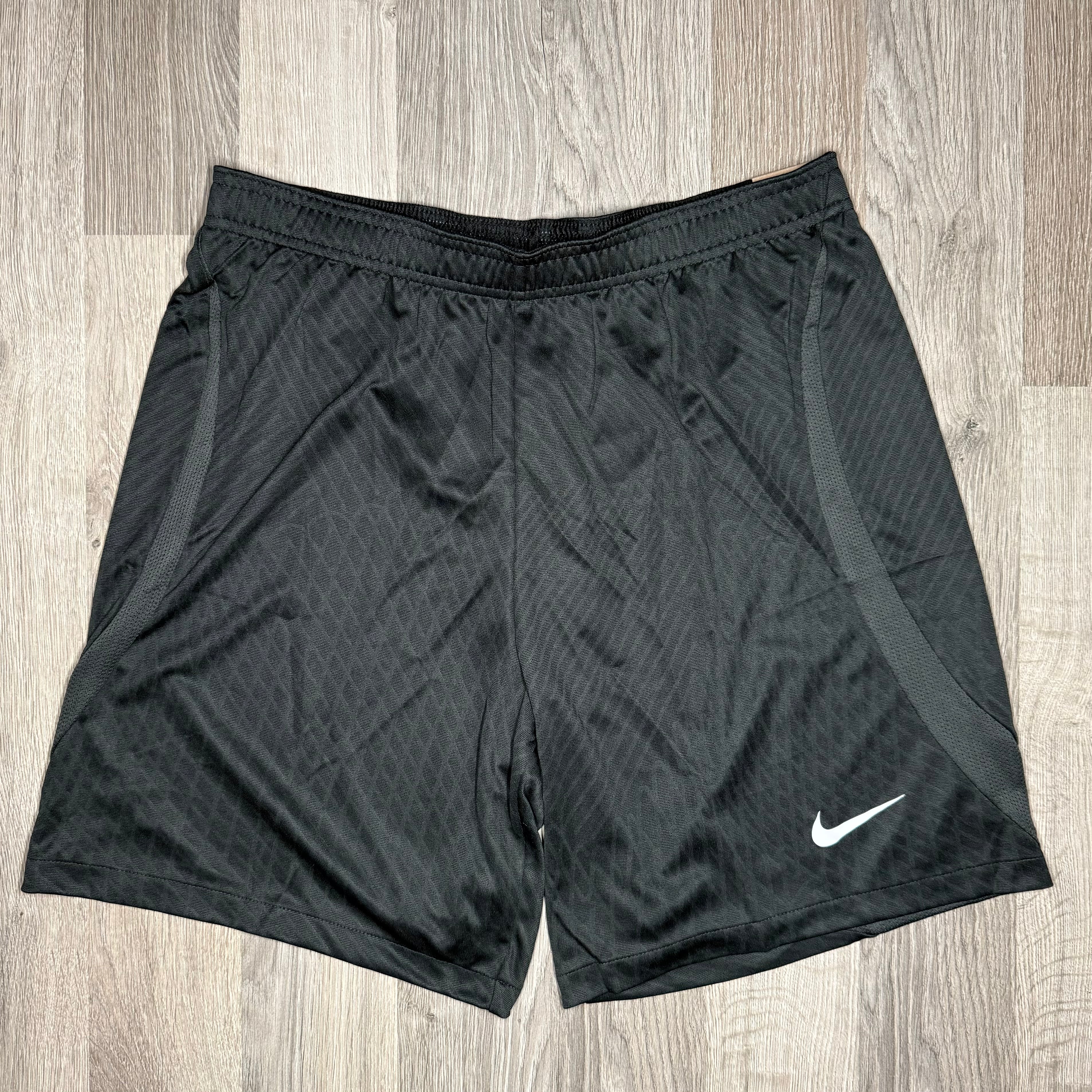 Nike Strike Shorts Black