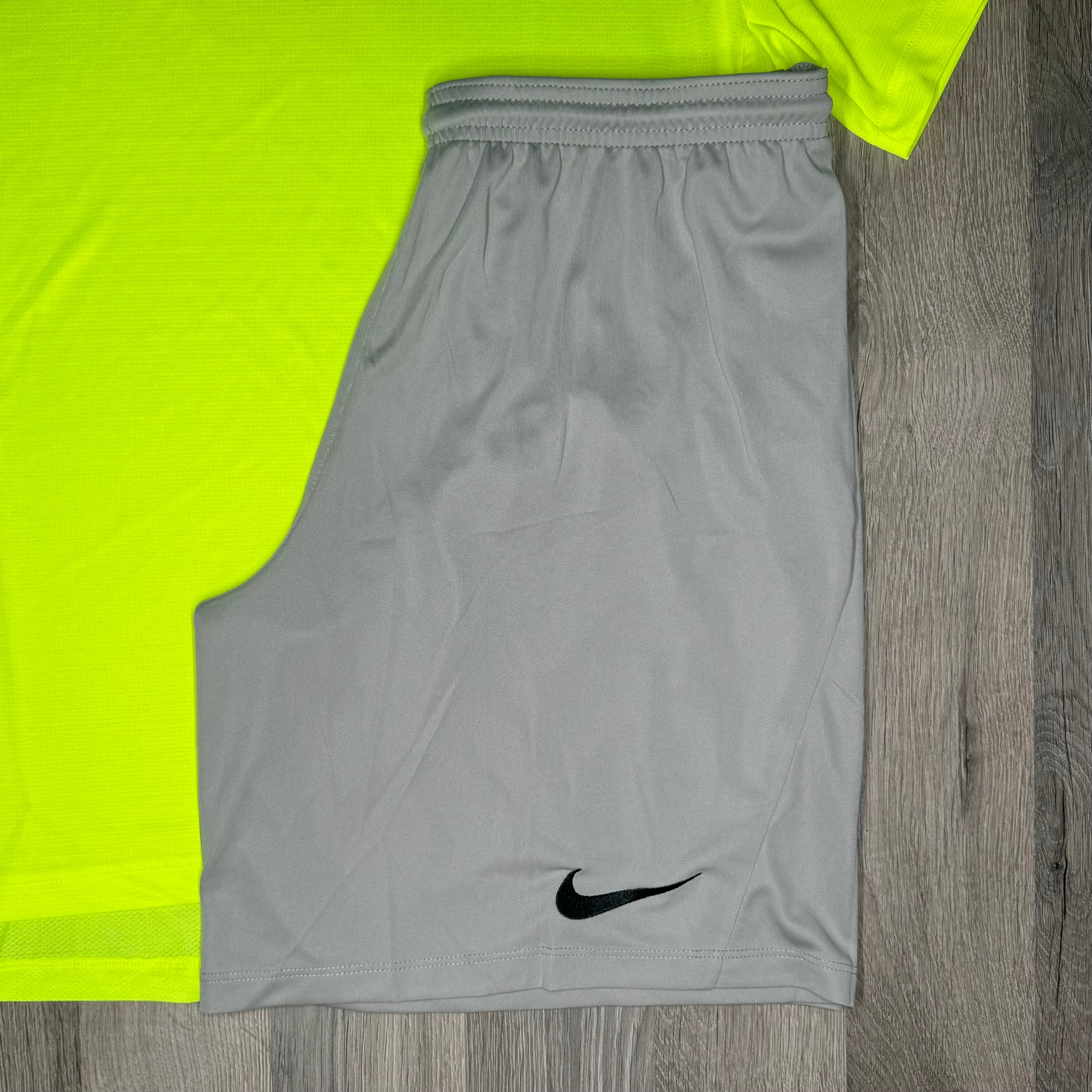 Nike Miler / Dri Fit Set - Tee / Shorts - Volt / Grey