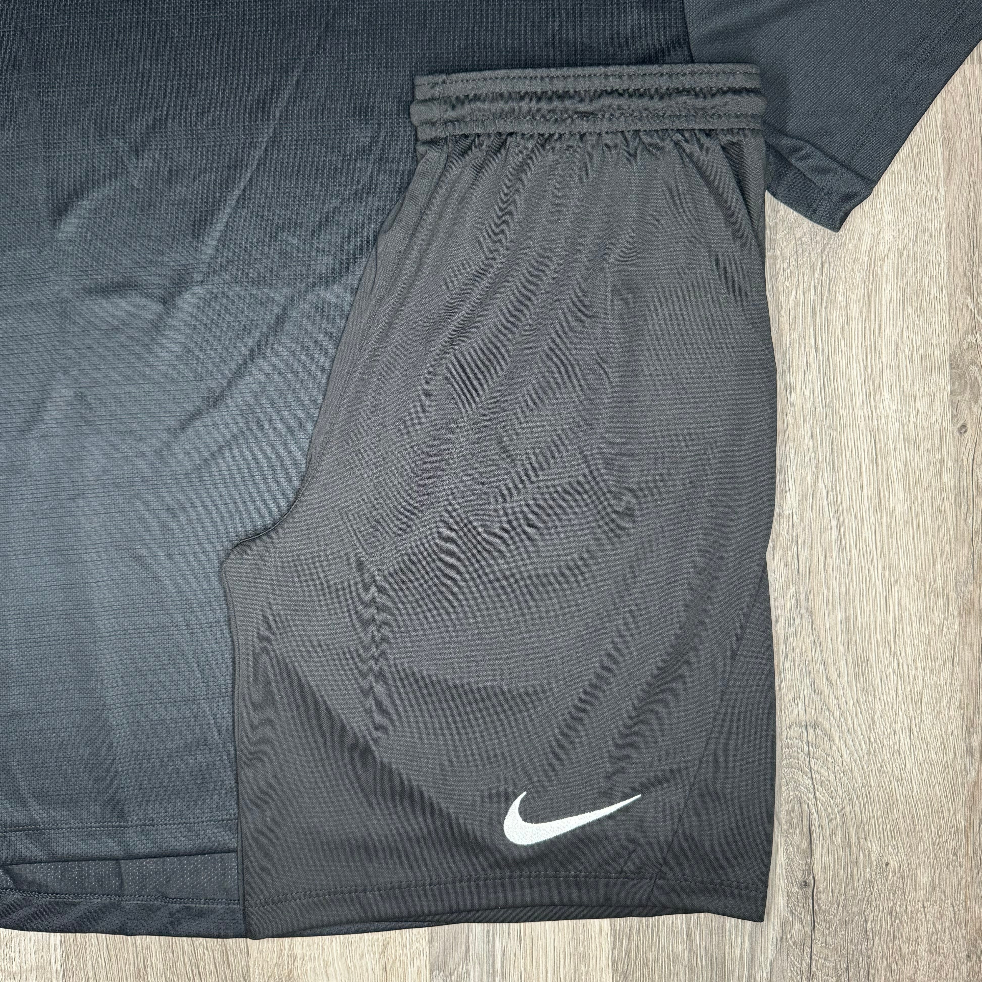 Nike Miler & Dri Fit Set - Tee & Shorts - Black / Black