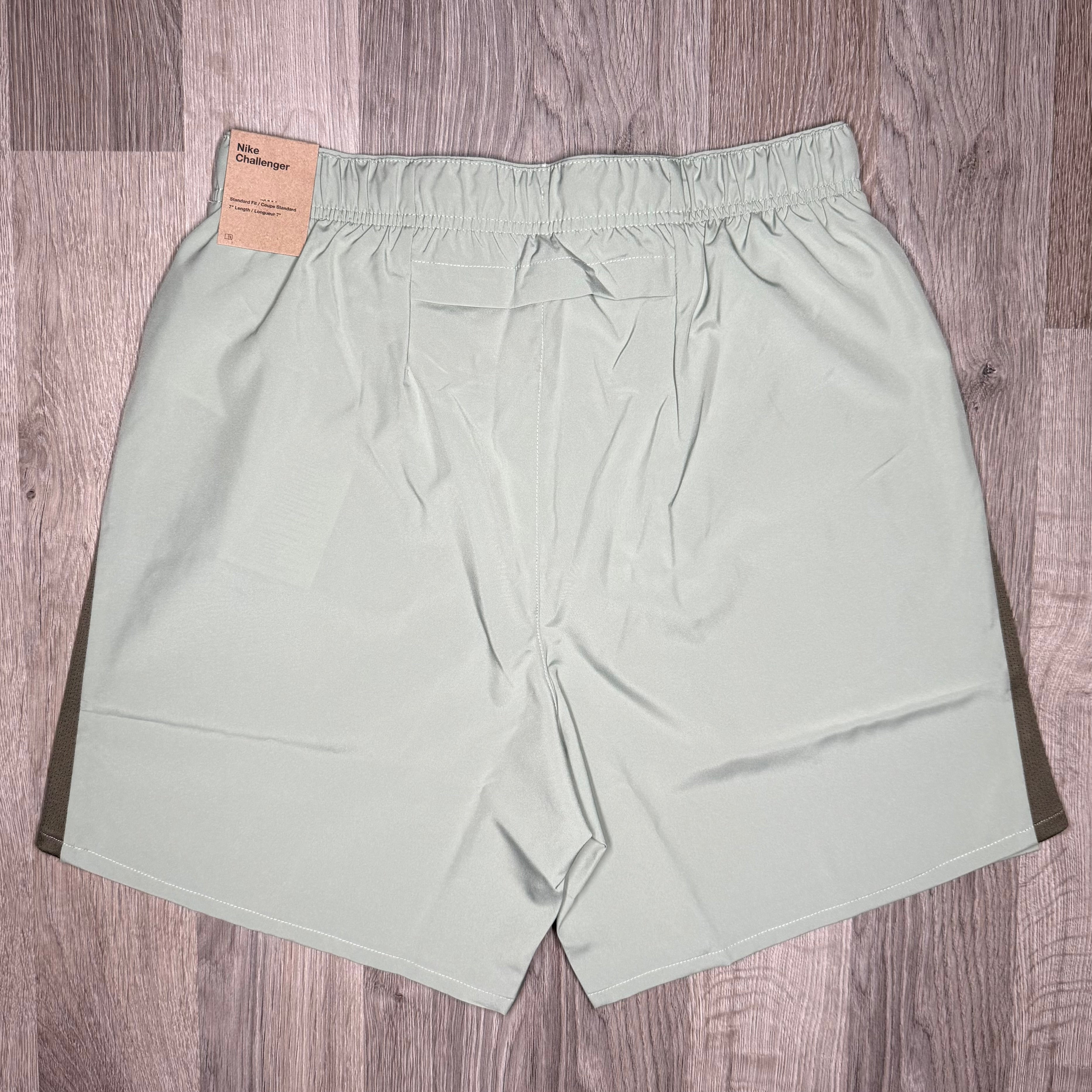 Nike Challenger Shorts Khaki