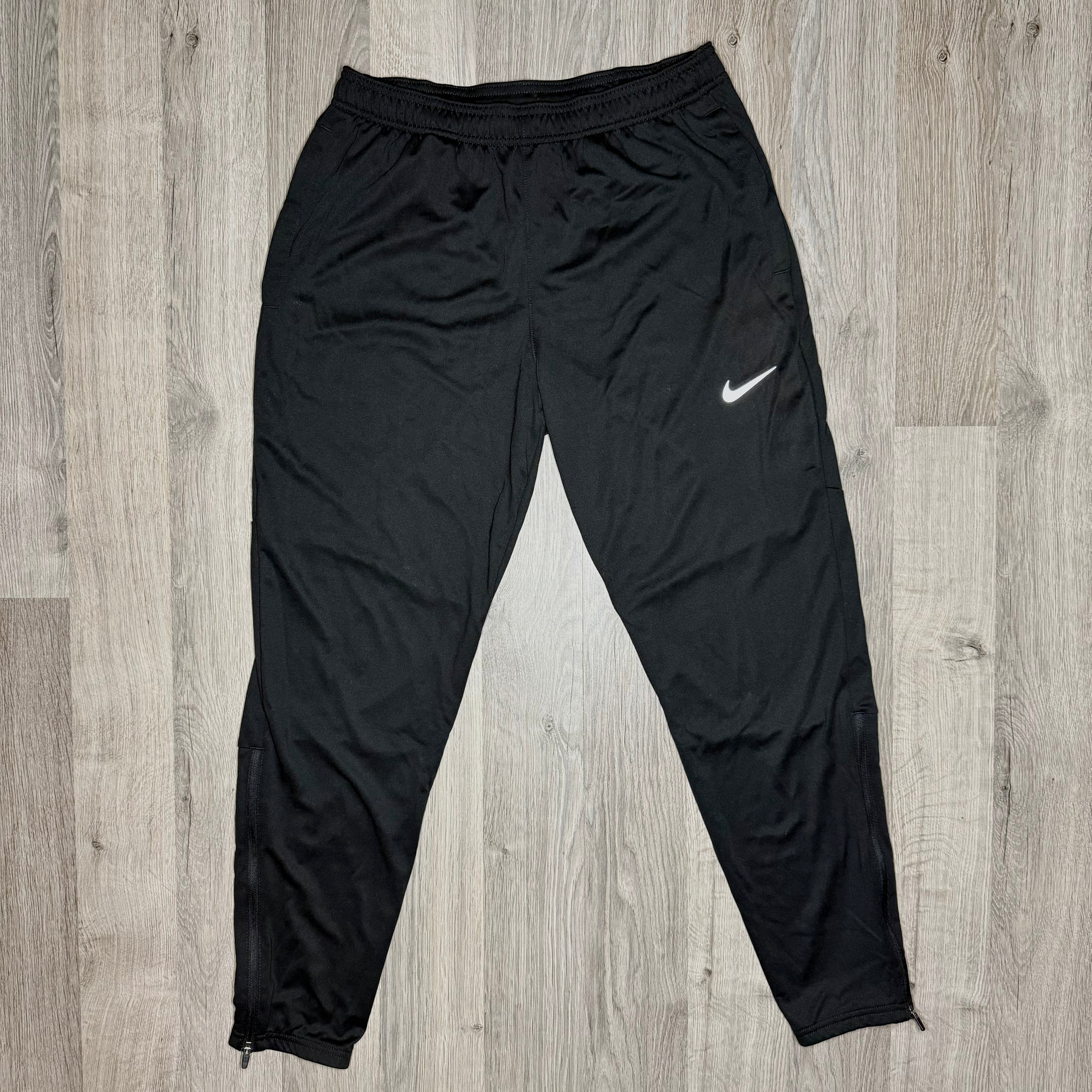 Nike Challenger Joggers - Black