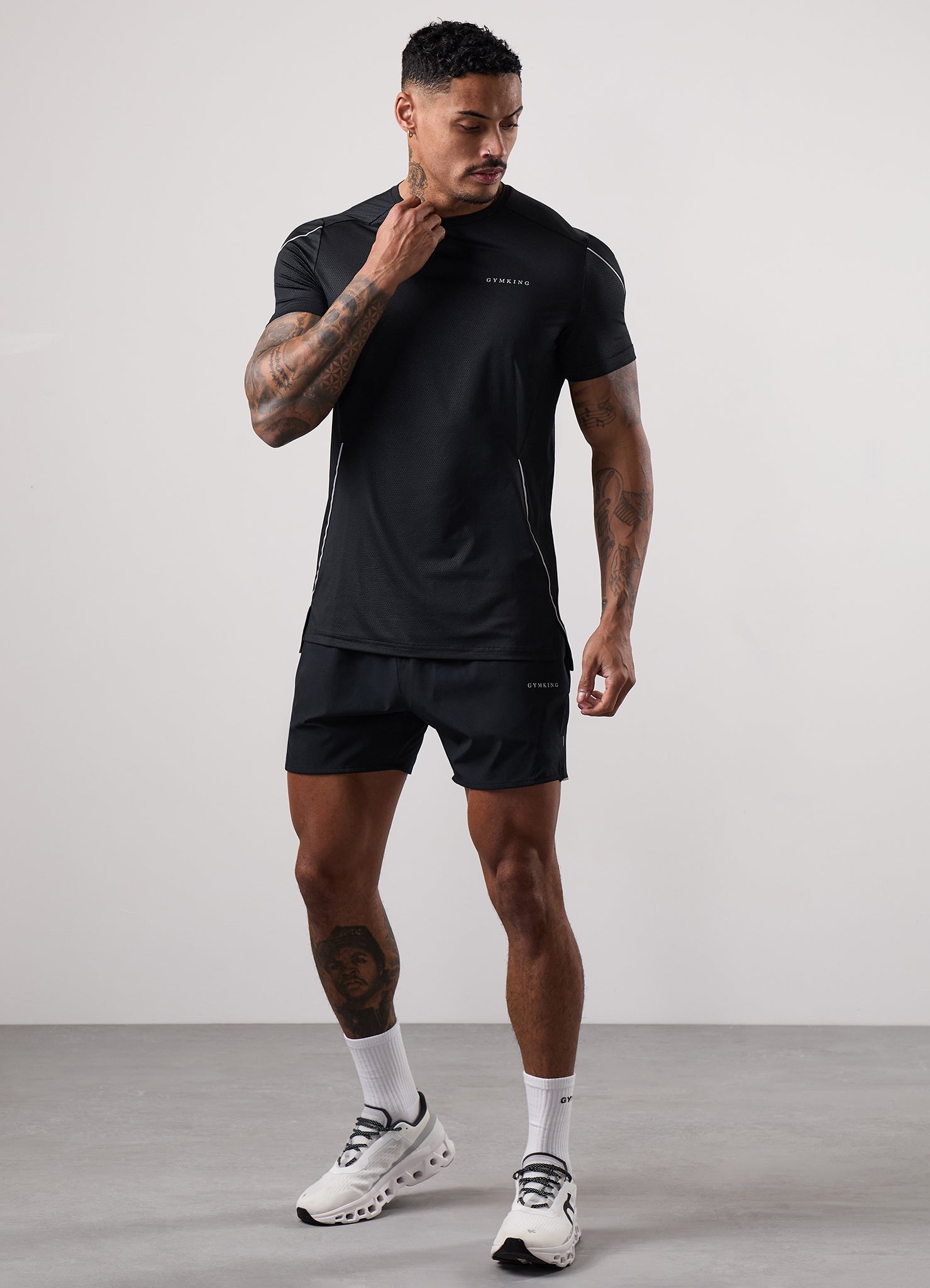 Gym King Hex All Over Print Tee - Black/Fossil Grey