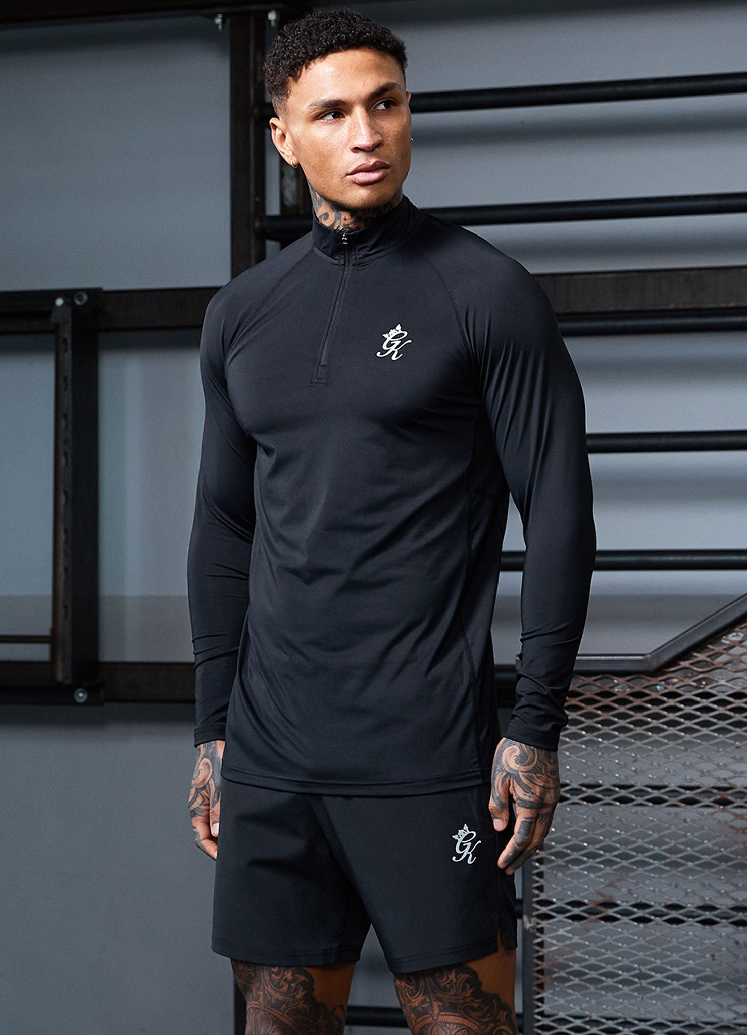 Gym King Energy 1/4 Zip Funnel - Black